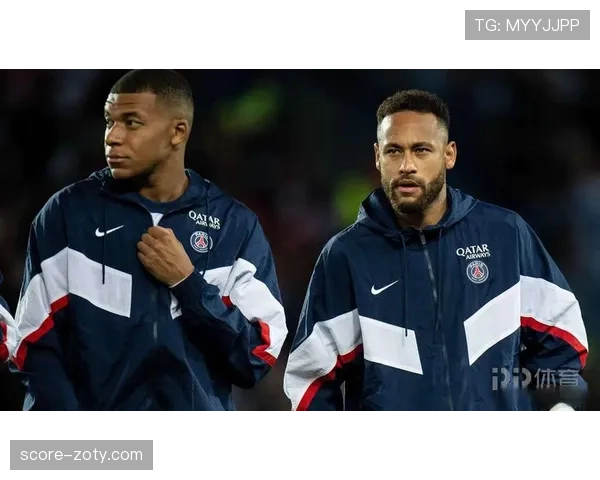 内马尔与姆巴佩进攻角色分化：个人偏置与团队驱动力的背离趋势